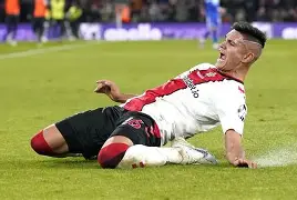 那不勒斯中场组织分崩离析，需尽快调整