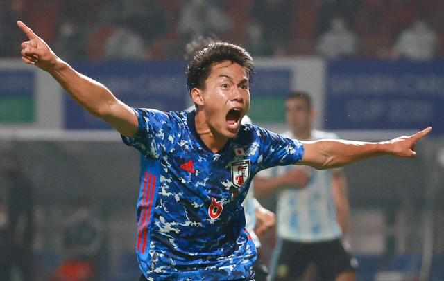 PG电子官网入口-守住胜利！球队班底士气昂扬