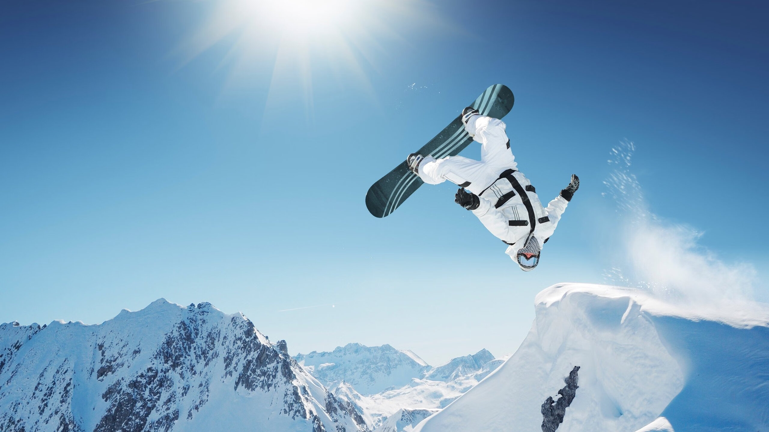 浴火重生,兹维列夫的温网奇迹与年终加冕,一条反向的救赎之路